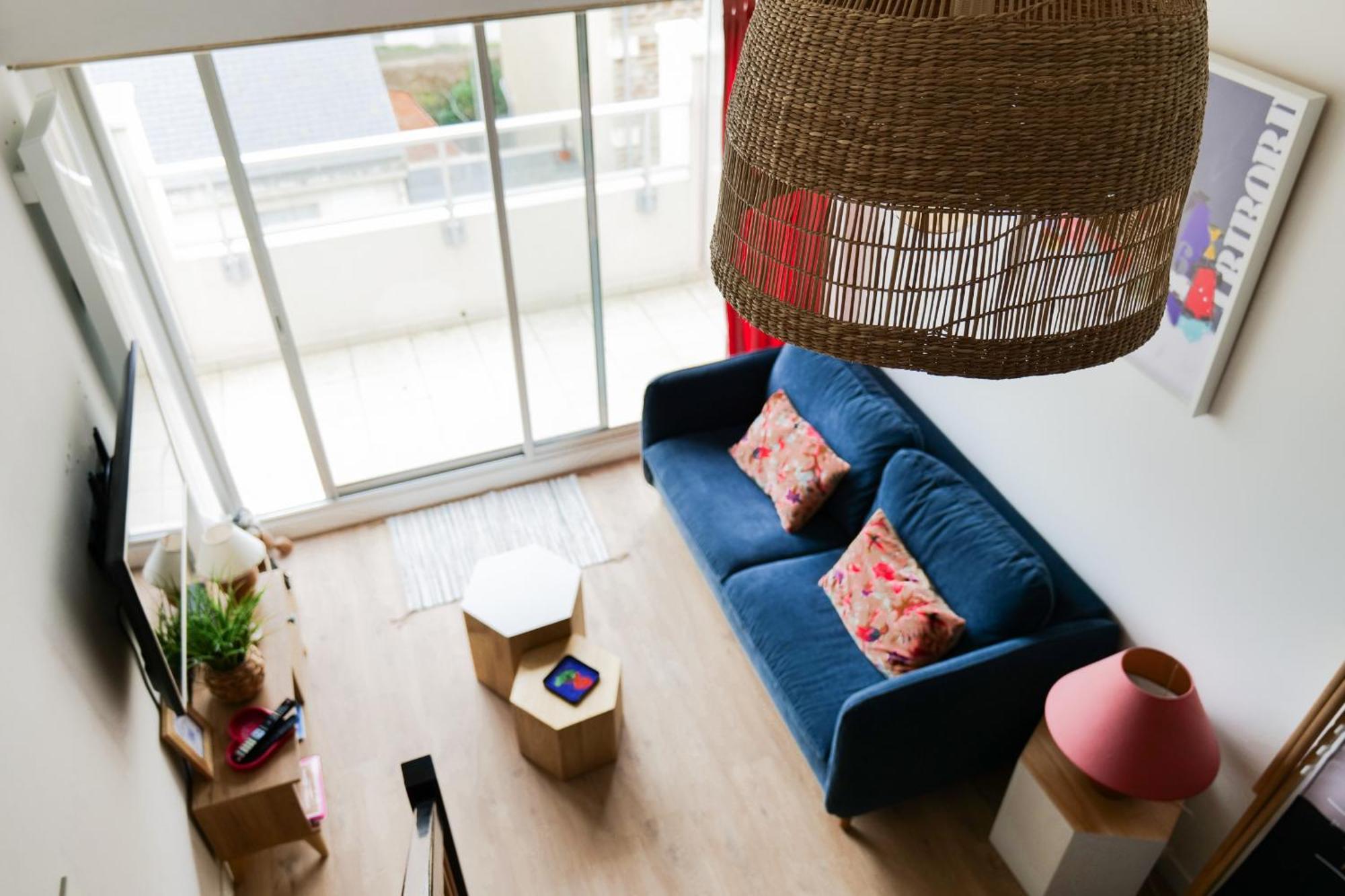 Renove Avec Gout Et Idealement Situe A Deux Pas Du Remblai Les Sables-d'Olonne
