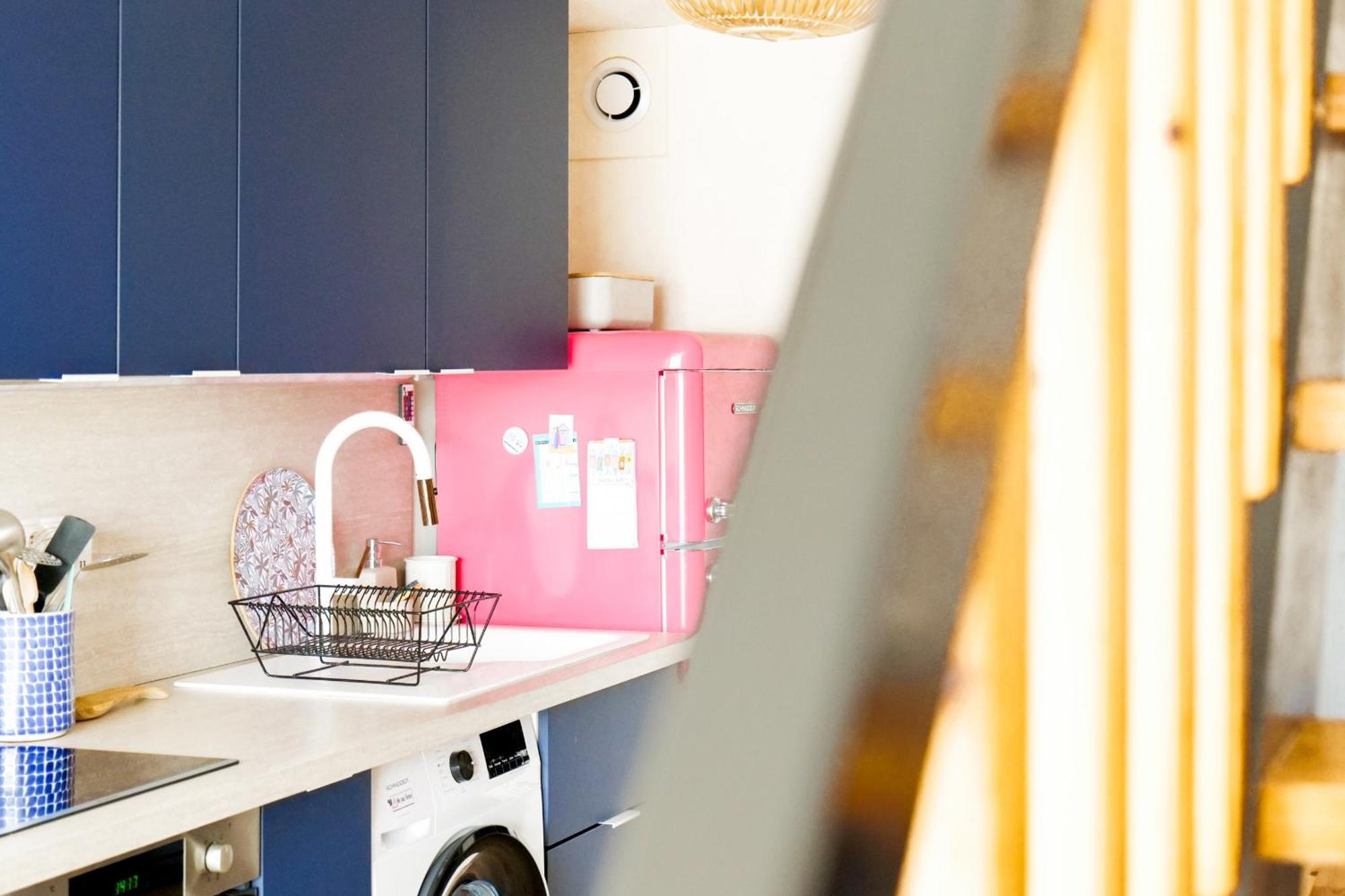 Renove Avec Gout Et Idealement Situe A Deux Pas Du Remblai Apartment